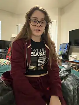 julia4thewin online show from February 19, 11:14 pm