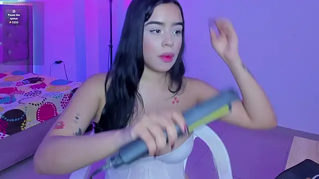 kitty violet11 online show from February 9, 7:38 pm