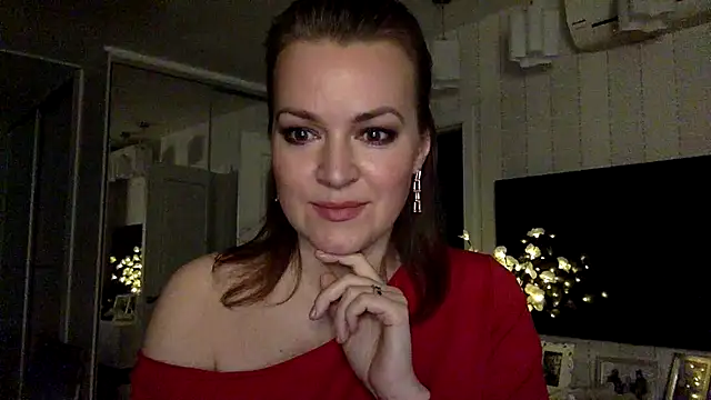 Ivoryne online show from March 4, 11:55 pm