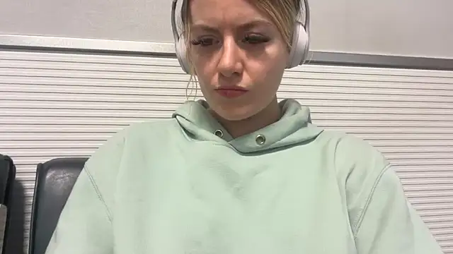 blondebunny999 999 online show from March 20, 11:09 pm