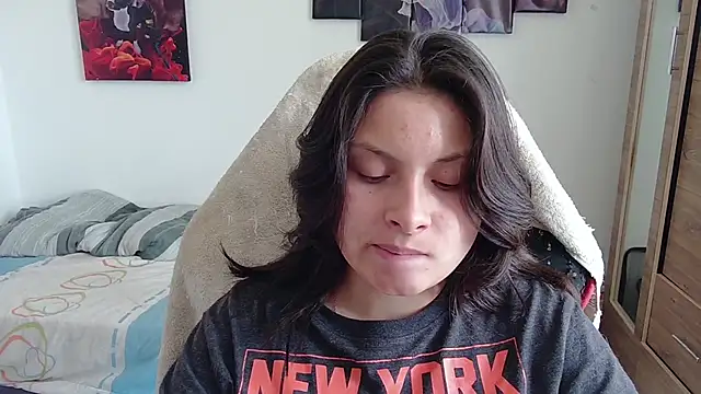 yessica gomez01 online show from May 16, 9:03 pm