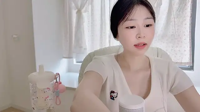 Onefiona online show from June 28, 6:42 am