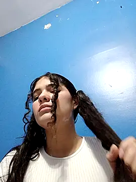 diosa sofia19 online show from January 18, 3:58 am