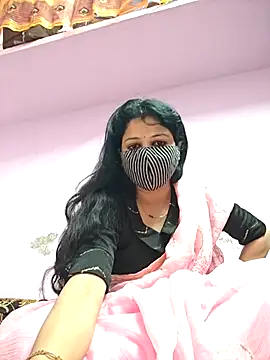 Priyaji7575 online show from January 19, 4:03 pm