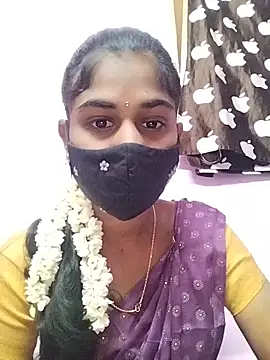 Tamil Hot RoyalQueen online show from April 9, 3:39 pm