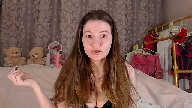 RileySteeele online show from March 19, 6:01 pm