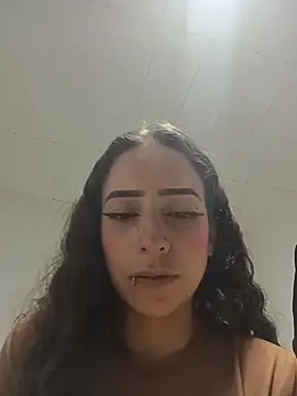 AlexxaAndRileyy online show from April 13, 8:42 pm