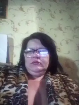 NysiOlsen online show from February 28, 8:52 pm