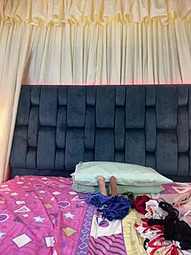 sofi love3 online show from February 14, 12:40 pm