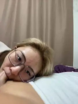 Alex-power online show from April 1, 10:27 am