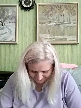 NyushaLollipop online show from April 6, 10:38 am