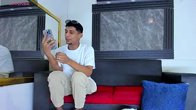 ALEX KEITH26 online show from March 18, 8:36 pm