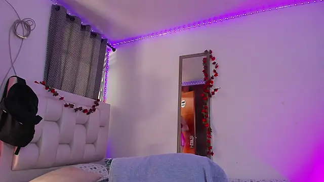 dirty sexx  online show from March 13, 8:54 pm