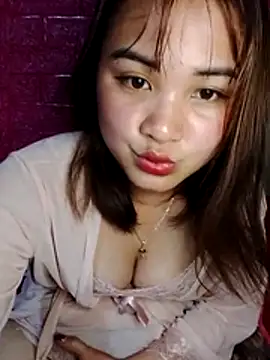 Lisakeem online show from March 1, 3:12 pm