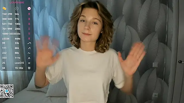 SonyaNowak online show from February 24, 11:20 am