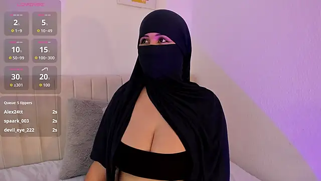  Amirah online show from February 19, 8:18 pm