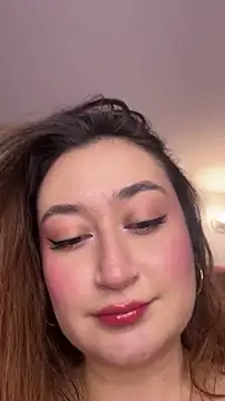 SalomeFlores online show from July 10, 1:39 am