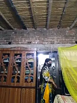 Hot Sweeti online show from April 11, 10:02 pm