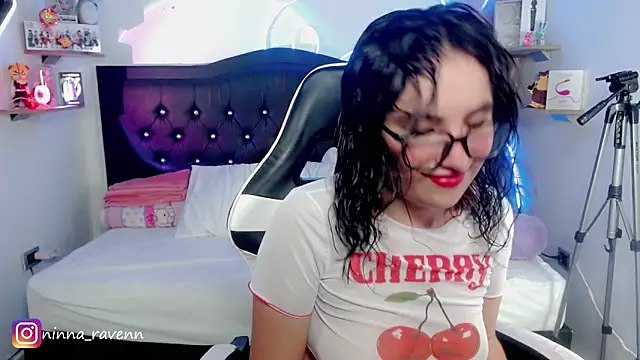 AriaDark online show from April 8, 10:23 pm