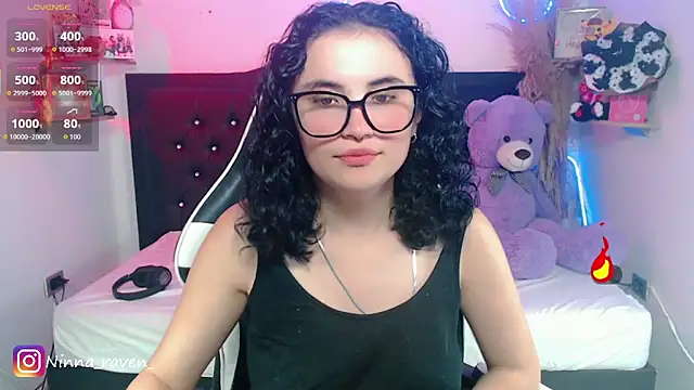 AriaDark online show from June 5, 9:10 pm