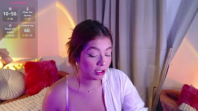 Mia Volkova  online show from February 11, 1:23 pm