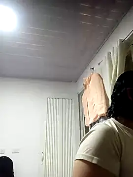 RossyAlvarez online show from April 16, 1:39 am