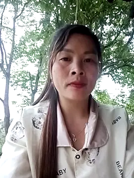 Bling sexy online show from March 25, 11:02 am