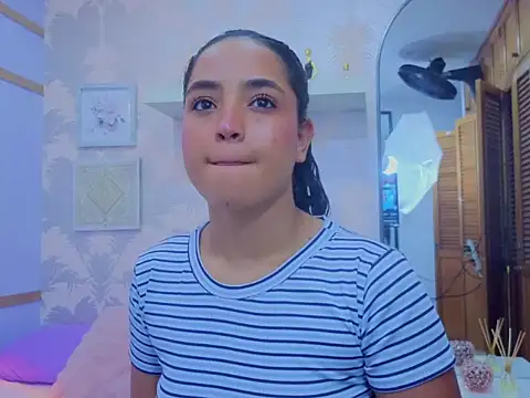 Emma Thompssonn online show from March 9, 11:46 am