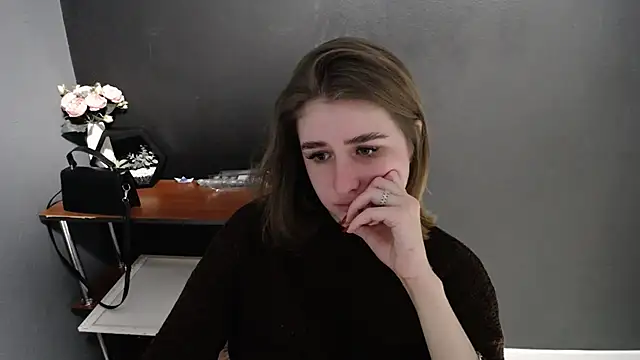 Sunny siren online show from February 23, 2:05 pm