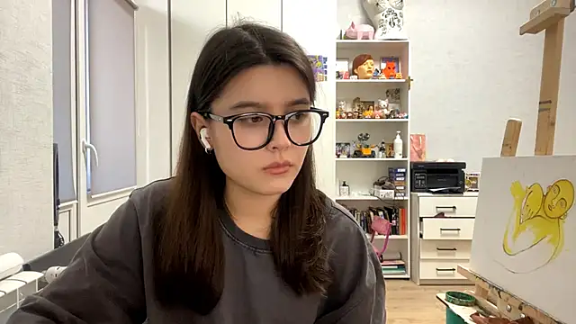 SaintMari online show from March 28, 2:16 pm