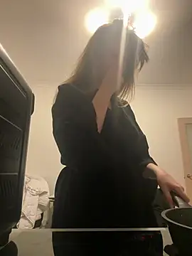 LilianBliss online show from May 10, 6:32 pm