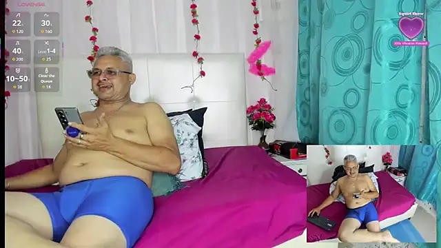 ANGELA AND BRACK online show from February 10, 7:39 pm