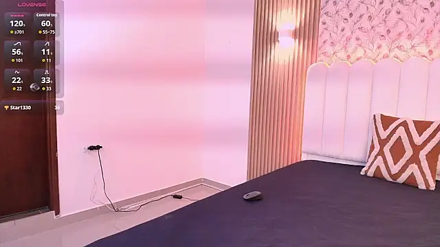 Amira Alzahra online show from February 10, 5:43 am