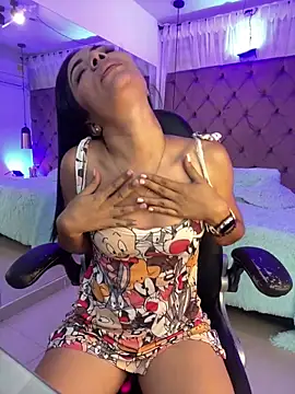 Auri   online show from March 20, 7:52 pm