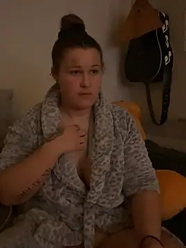 justsomeoneuknow online show from February 24, 9:02 pm