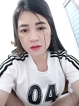 LoveLillyy69 online show from February 28, 2:05 pm