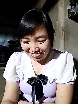 lia-coy online show from February 25, 3:21 pm