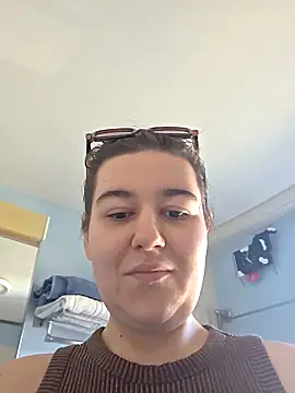 Ashlovescannabis online show from April 8, 1:57 pm