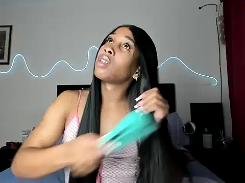 YourDreamReal online show from February 12, 10:33 pm