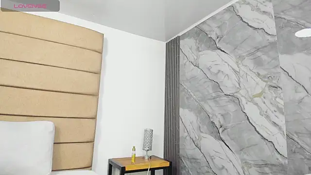 ely brown  online show from April 11, 6:30 am