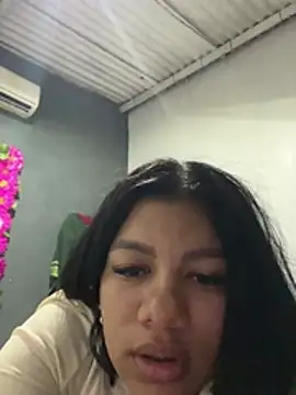 Scarlettbelq online show from January 18, 2:19 am