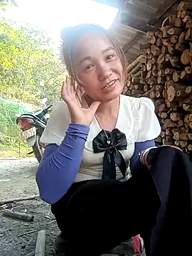 cutebobi online show from April 13, 8:26 am