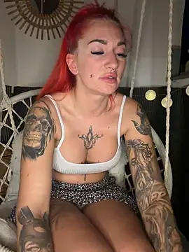 MrsRedFoxy online show from June 19, 9:18 pm