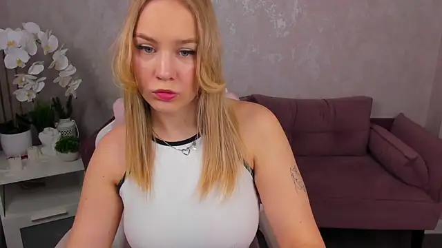 Vanessa Harr1s online show from May 27, 8:11 am