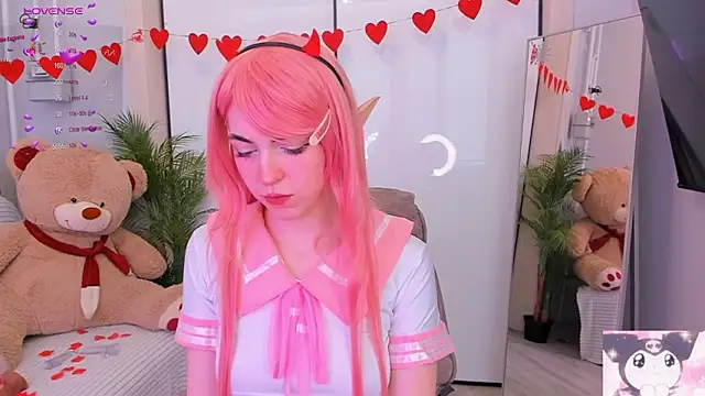 reze daisies online show from February 14, 8:16 am