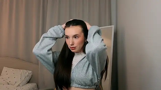 ssandralovin online show from March 22, 8:48 pm