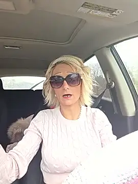 BeautifulFire23 online show from March 9, 3:48 pm