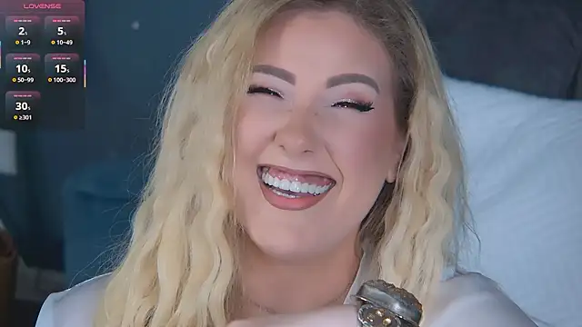 OndinaNoire online show from March 22, 8:15 pm