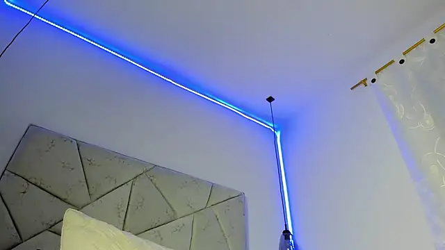 Alejandraa Ruiz10 online show from February 11, 11:50 pm