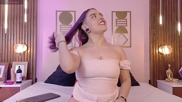 Hanna-Winchester online show from April 6, 8:10 pm